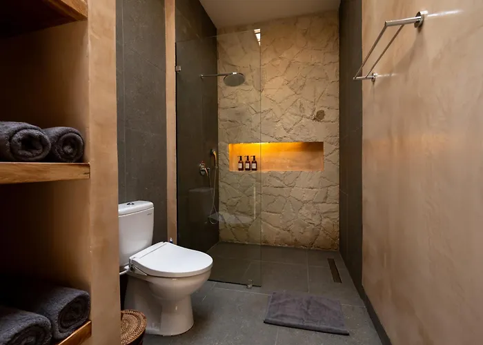 2 In Shared Lux 3br In Bingin, Pensión *